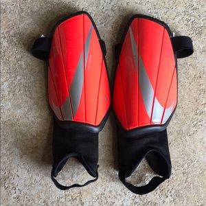 Nike Charge shin guards